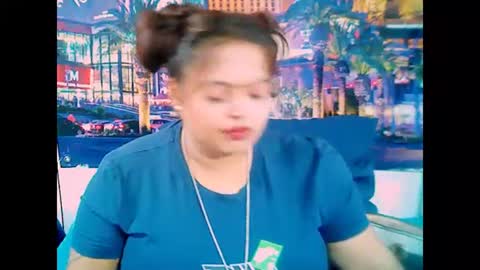 Snapshot of valleyval chatting on 01/24/25, 06:24 indianvalvet priya is back online show from 01/24/25, 06:24