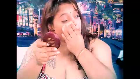 Snapshot of valleyval chatting on 02/01/25, 10:15 indianvalvet priya is back online show from 02/01/25, 10:15