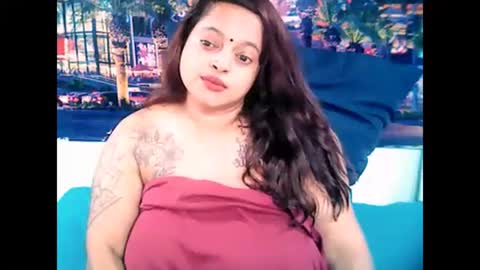 Snapshot of valleyval chatting on 02/25/25, 09:42 indianvalvet priya is back online show from 02/25/25, 09:42