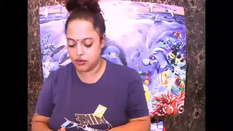 Snapshot of valleyval chatting on 03/05/25, 10:22 indianvalvet priya is back online show from 03/05/25, 10:22