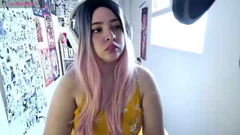 Im Violet online show from 10/19/25, 08:53