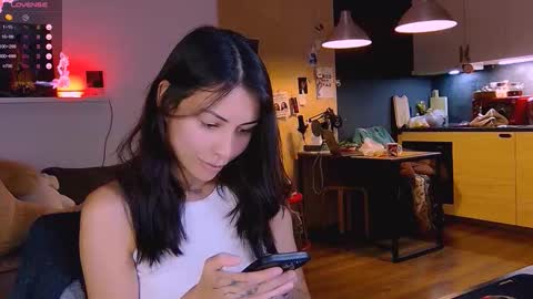 Little Devil online show from 10/11/25, 07:01