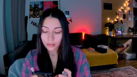 Little Devil online show from 11/16/25, 02:33