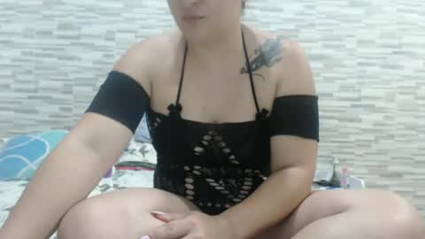 Snapshot of vanedulce chatting on 09/27/25, 03:44 vanedulce online show from 09/27/25, 03:44