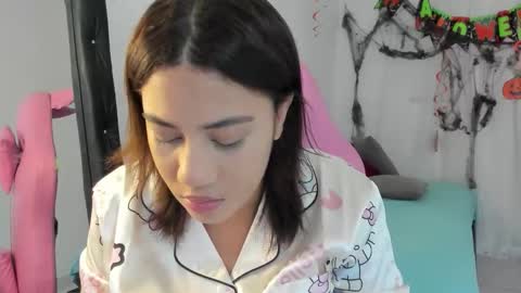 Snapshot of vanelope_smith chatting on 11/07/25, 12:21 vanelope_smith online show from 11/07/25, 12:21