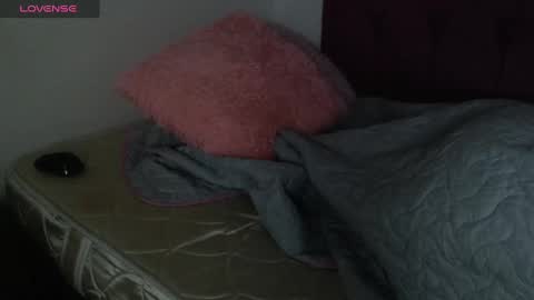 Snapshot of vanessa_lovea chatting on 12/05/24, 10:23 Vanessa online show from 12/05/24, 10:23