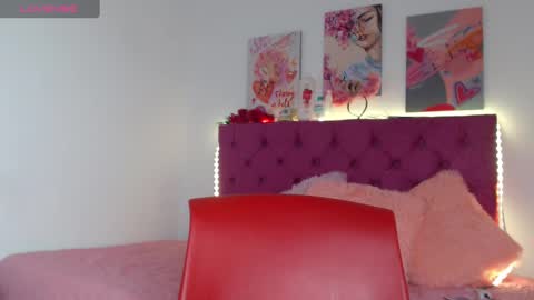 Snapshot of vanessa_lovea chatting on 01/17/25, 01:47 Vanessa online show from 01/17/25, 01:47