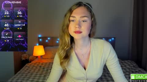 Snapshot of vanessa_maes chatting on 01/11/25, 11:46 Vanessa Maes online show from 01/11/25, 11:46