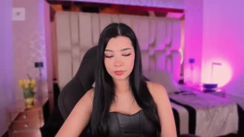Snapshot of vanessaduval chatting on 09/11/25, 05:40 vanessaduval online show from 09/11/25, 05:40
