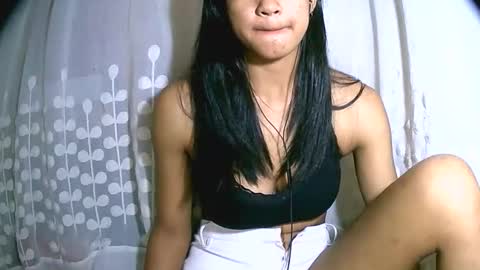 Snapshot of vanih27 chatting on 11/08/25, 08:29 vanih27 online show from 11/08/25, 08:29