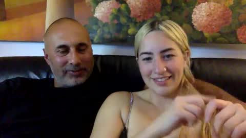 Snapshot of vanillafinqueen chatting on 09/29/25, 03:55 vanillafinqueen online show from 09/29/25, 03:55