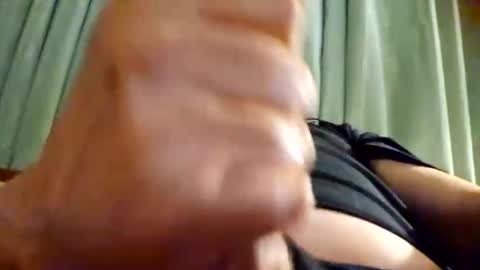 Snapshot of vanillaice912 chatting on 11/22/25, 11:15 vanillaice912 online show from 11/22/25, 11:15