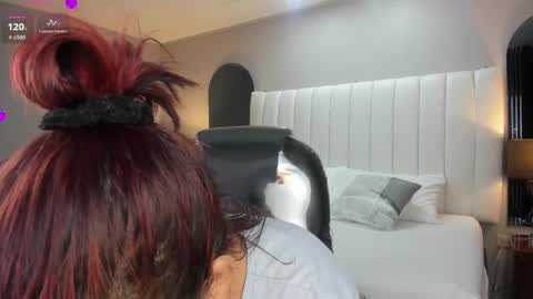Snapshot of vanitysex chatting on 02/18/25, 11:33 Karine online show from 02/18/25, 11:33