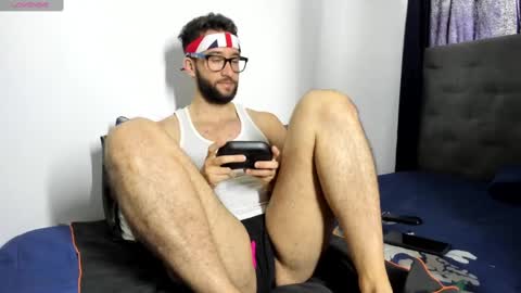 Snapshot of vann_helsing chatting on 02/19/25, 06:43 Van online show from 02/19/25, 06:43