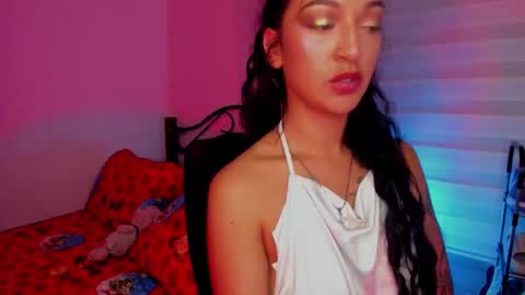 vannegoddess online show from 12/02/25, 03:01