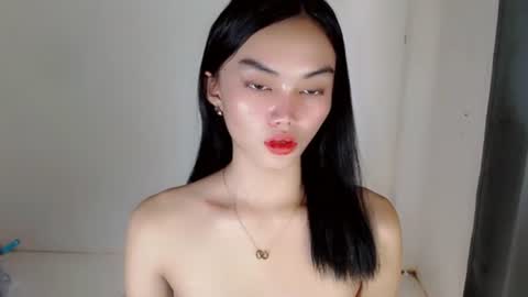 Snapshot of vannesasexyslutt chatting on 10/17/25, 03:31 VANNESA online show from 10/17/25, 03:31