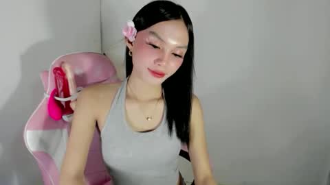 Snapshot of vannesasexyslutt chatting on 11/11/25, 09:42 VANNESA online show from 11/11/25, 09:42