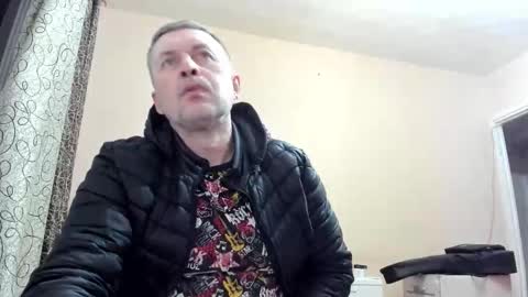 vano_822 online show from 09/10/25, 09:48