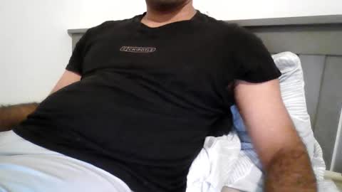 kerala mallu boy online show from 11/20/25, 10:15