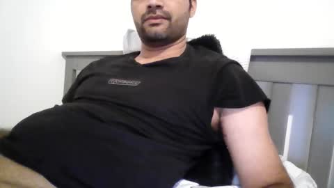 kerala mallu boy online show from 11/24/25, 10:37