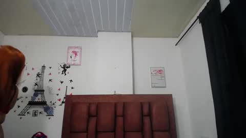 Aurora Cooper online show from 10/27/25, 12:47