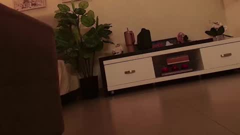 Victoria online show from 10/22/25, 10:59