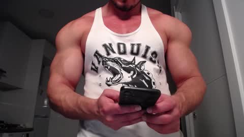 Snapshot of vecinito_ctb chatting on 01/04/25, 12:49 Toni Martins online show from 01/04/25, 12:49