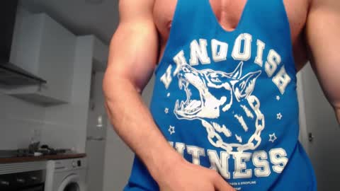 Snapshot of vecinito_ctb chatting on 01/19/25, 11:34 Toni Martins online show from 01/19/25, 11:34