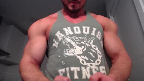 Snapshot of vecinito_ctb chatting on 01/22/25, 12:17 Toni Martins online show from 01/22/25, 12:17