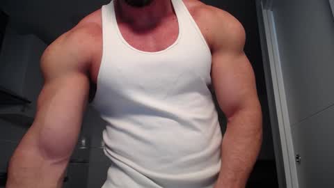 Snapshot of vecinito_ctb chatting on 02/06/25, 09:32 Toni Martins online show from 02/06/25, 09:32