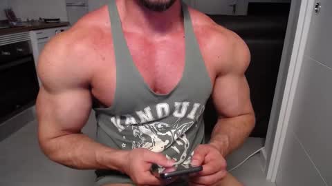 Snapshot of vecinito_ctb chatting on 03/01/25, 12:23 Toni Martins online show from 03/01/25, 12:23