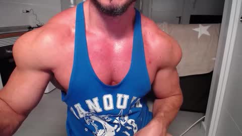 Snapshot of vecinito_ctb chatting on 09/26/25, 07:01 Toni Martins online show from 09/26/25, 07:01