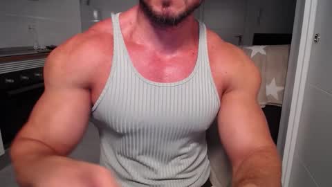 Snapshot of vecinito_ctb chatting on 10/16/25, 09:21 Toni Martins online show from 10/16/25, 09:21