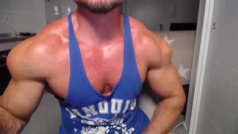 Snapshot of vecinito_ctb chatting on 10/24/25, 05:20 Toni Martins online show from 10/24/25, 05:20