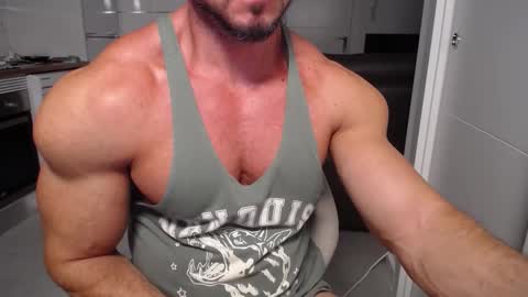 Snapshot of vecinito_ctb chatting on 11/13/25, 10:03 Toni Martins online show from 11/13/25, 10:03