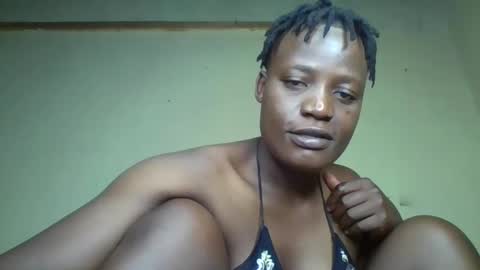 Snapshot of vee_tommy chatting on 12/05/24, 03:04 Vee tommy online show from 12/05/24, 03:04