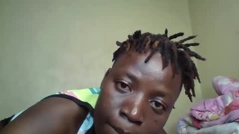 Snapshot of vee_tommy chatting on 12/29/24, 06:45 Vee tommy online show from 12/29/24, 06:45