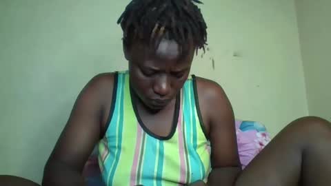 Snapshot of vee_tommy chatting on 12/29/24, 09:50 Vee tommy online show from 12/29/24, 09:50