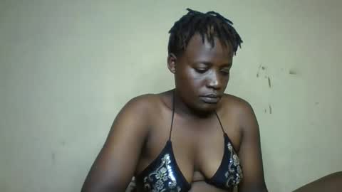 Snapshot of vee_tommy chatting on 12/31/24, 07:29 Vee tommy online show from 12/31/24, 07:29