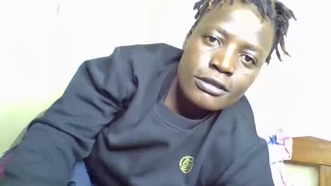 Snapshot of vee_tommy chatting on 01/03/25, 09:15 Vee tommy online show from 01/03/25, 09:15