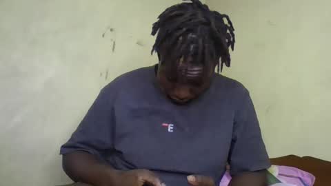 Snapshot of vee_tommy chatting on 01/16/25, 09:08 Vee tommy online show from 01/16/25, 09:08