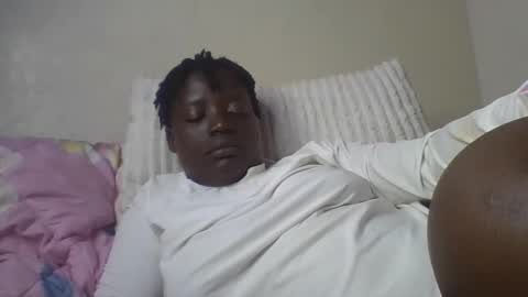 Snapshot of vee_tommy chatting on 02/23/25, 06:34 Vee tommy online show from 02/23/25, 06:34