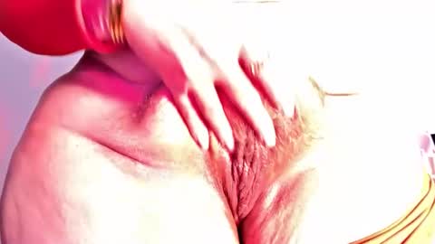 Vehe online show from 11/18/25, 05:06