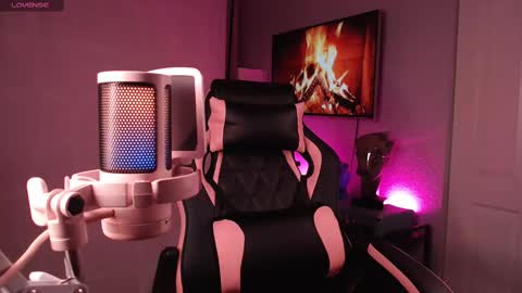 vekafaux online show from 03/11/25, 07:58