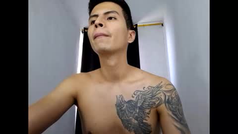 Snapshot of velk_hot1 chatting on 01/16/25, 07:52 velk_hot1 online show from 01/16/25, 07:52