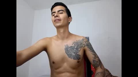 Snapshot of velk_hot1 chatting on 02/11/25, 02:03 velk_hot1 online show from 02/11/25, 02:03