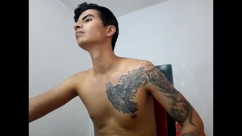 Snapshot of velk_hot1 chatting on 02/13/25, 06:38 velk_hot1 online show from 02/13/25, 06:38
