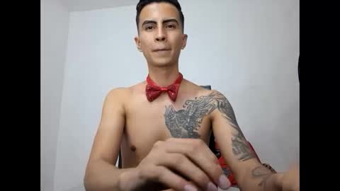 Snapshot of velk_hot1 chatting on 02/22/25, 12:38 velk_hot1 online show from 02/22/25, 12:38