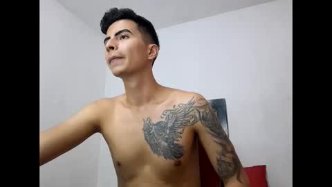 Snapshot of velk_hot1 chatting on 02/25/25, 05:36 velk_hot1 online show from 02/25/25, 05:36