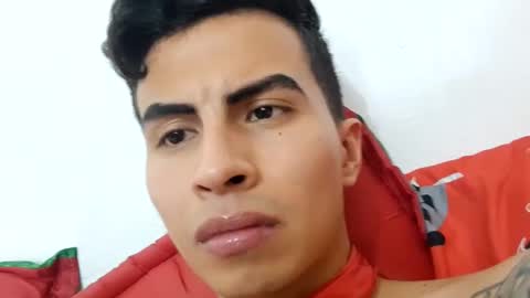 Snapshot of velk_hot1 chatting on 03/10/25, 12:07 velk_hot1 online show from 03/10/25, 12:07